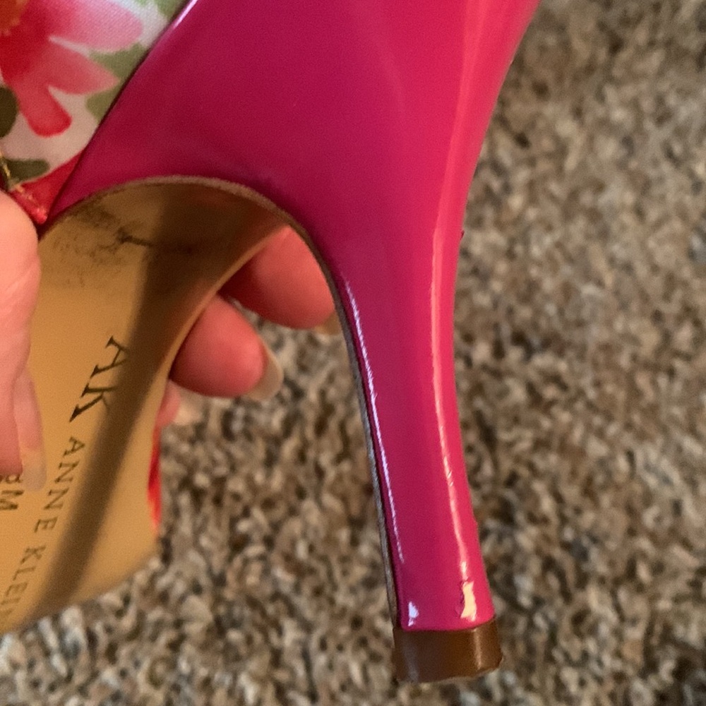 Anne Klein Floral Print Heels - Picture 7 of 9